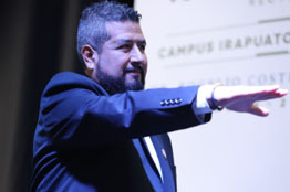 Rinde protesta el Dr. Rogelio Costilla Salazar como Rector del Campus Irapuato-Salamanca