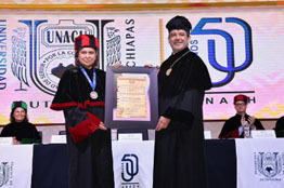 Entrega la Universidad Autónoma de Chiapas el Doctorado Honoris Causa a Leticia Bonifaz Alfonzo