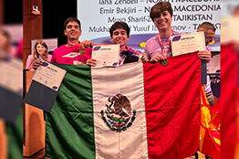 Estudiantes de Mexicali ganan el oro en el IWISE Global Final, celebrado en Londres, Inglaterra.