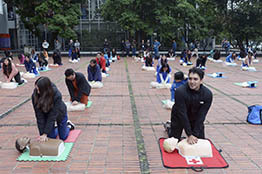 Entrenan en la UNAM para saber actuar en caso de paro respiratorio