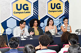 Alumnos de la Maestría en Estudios para el Desarrollo realiza jornada académica en el marco del Día 25N