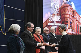 Entrega UNAM el reconocimiento autonomía universitaria 2024