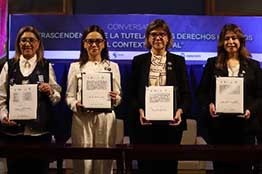 Conmemora la Universidad de Guanajuato 30 años de promoción, respeto, dignidad y justicia 