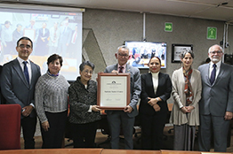 Cuando la gratitud se vuelve historia: homenaje a dos pilares de la UAM