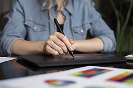 Minimalismo visual y branding: ¿pierden identidad las marcas al simplificar sus logotipos?