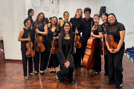 La poesía iberoamericana resuena en aulas de la UAEH